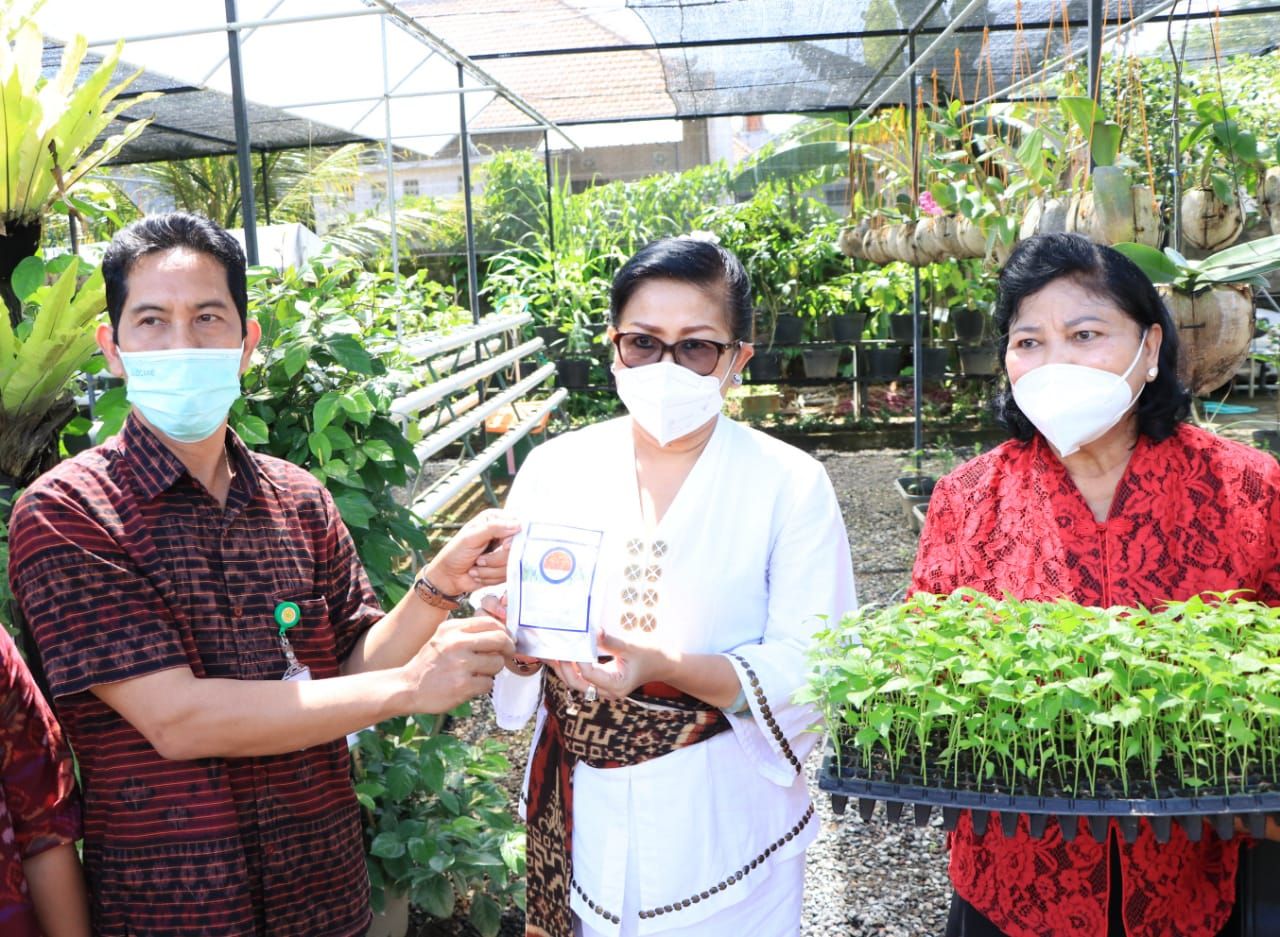 podiumnews.com-Ny Putri Koster Harap BPTP Bali Terus Kembangkan Hasil Pertanian